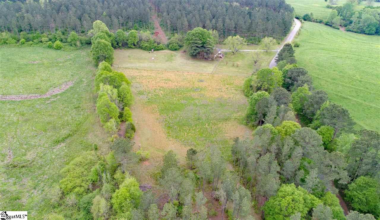 122 Lollis Road Belton, SC 29627 - Photo 29 of 34