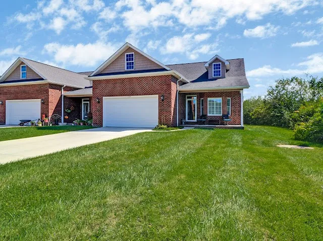 $317,500 | 177 Genesis Avenue, Crossville, TN 38571