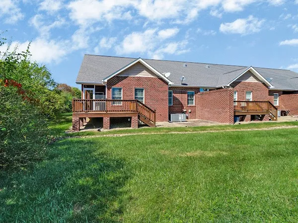 $312,500 | 177 Genesis Avenue, Crossville, TN 38571