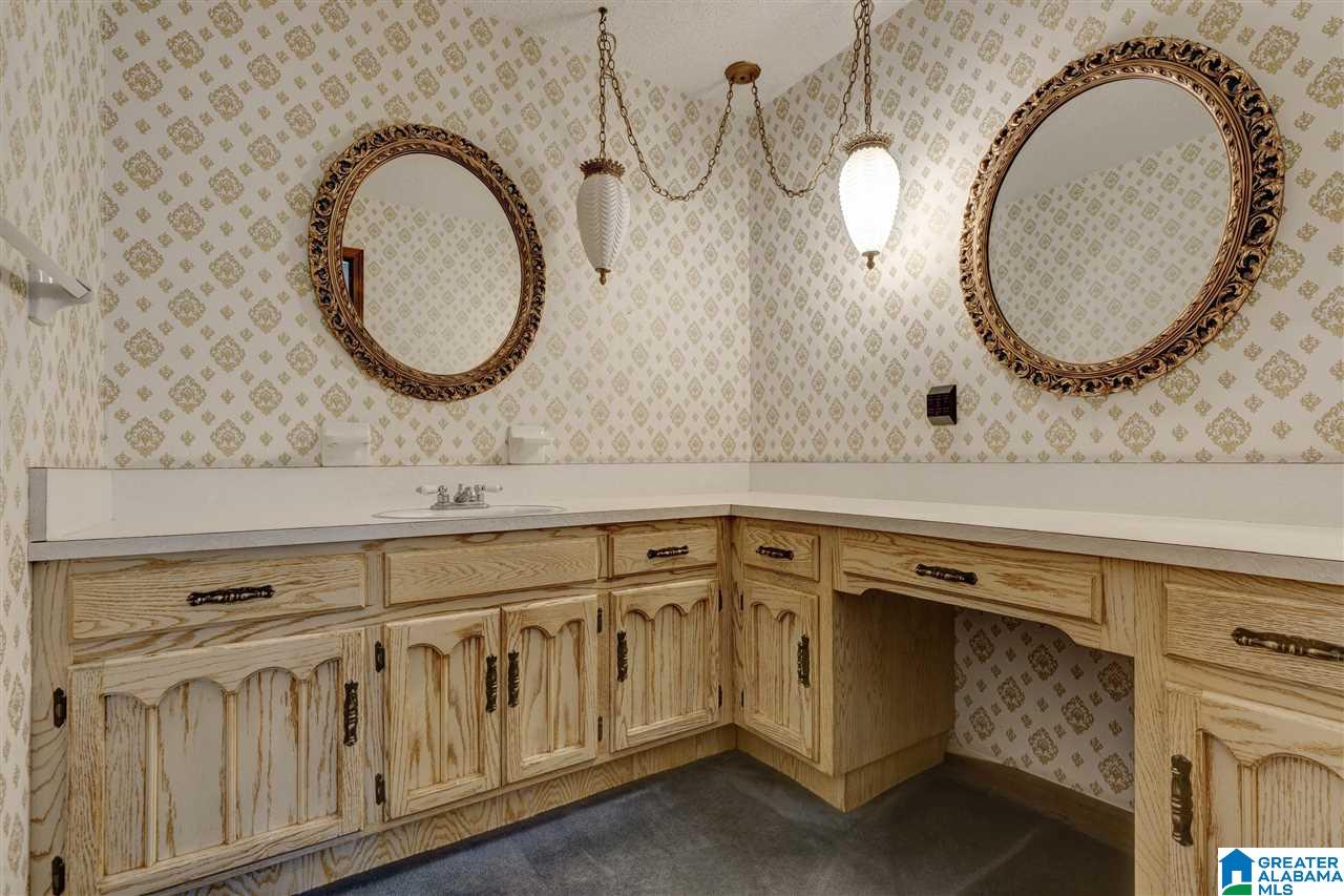 5385 Pineywood Road Birmingham, AL 35242 - Photo 15 of 34