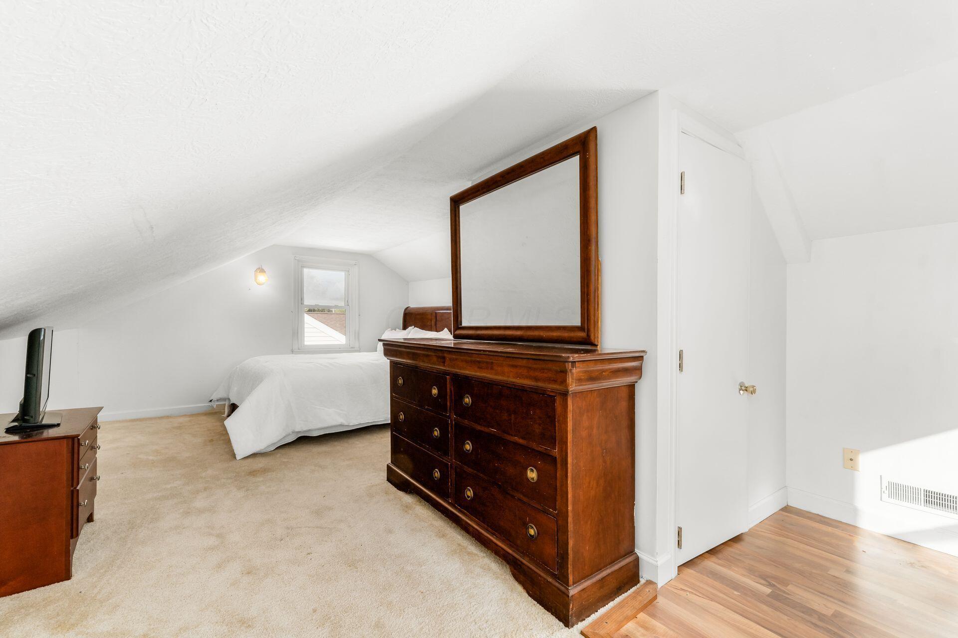 800 Rutter Avenue Lancaster, OH 43130 - Photo 26 of 44 Second Floor Bedroom 3