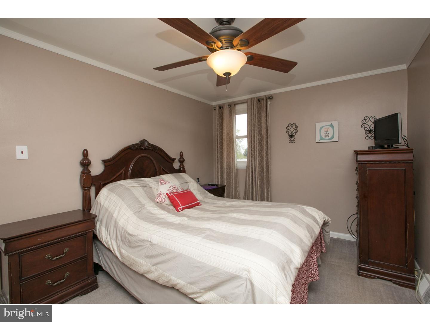 764 Claire Road Philadelphia, PA 19128 - Photo 11 of 25 Bedroom - Main