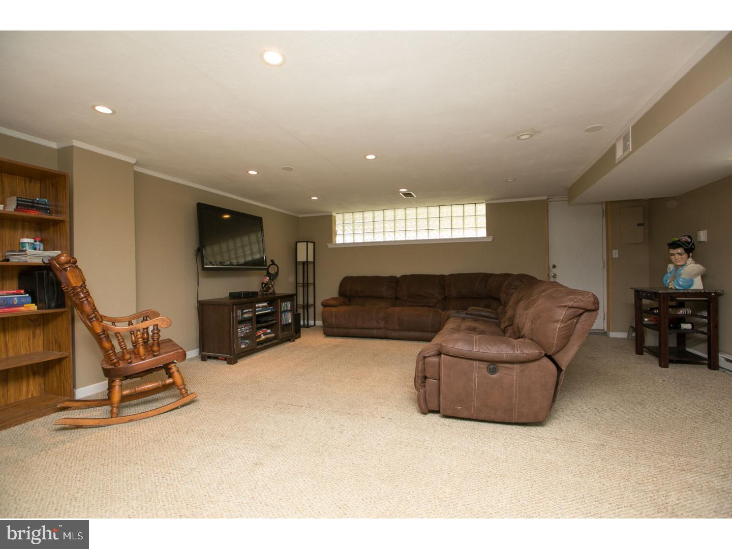 764 Claire Road Philadelphia, PA 19128 - Photo 17 of 25 Basement - Finished