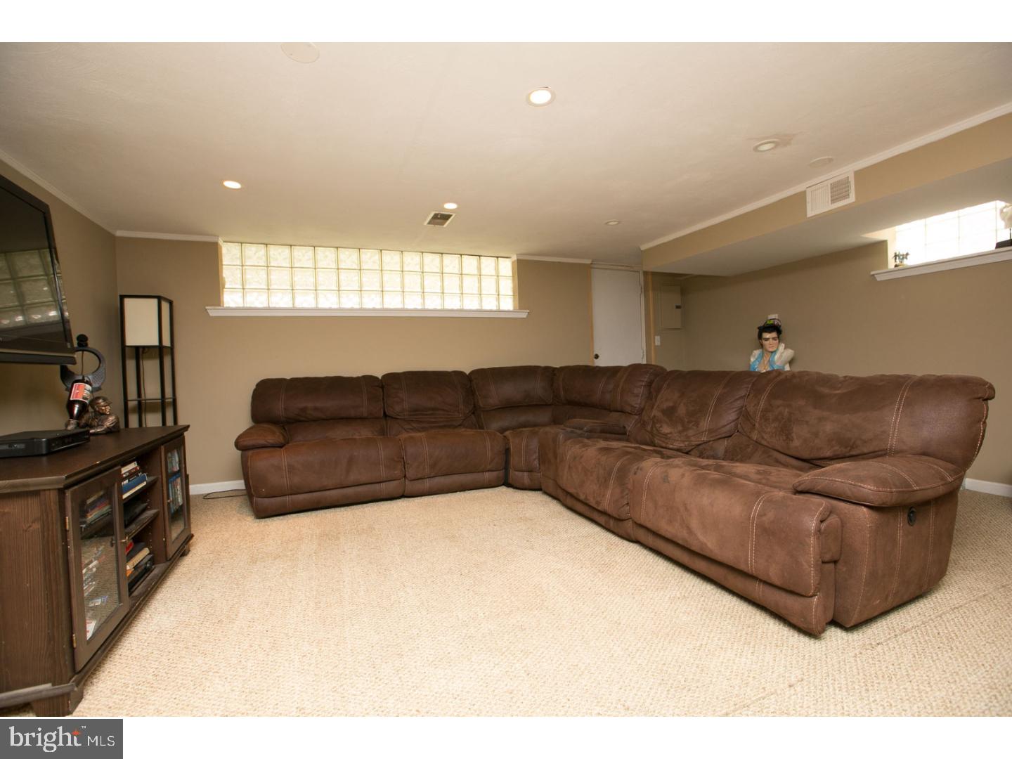 764 Claire Road Philadelphia, PA 19128 - Photo 19 of 25 Basement - Finished