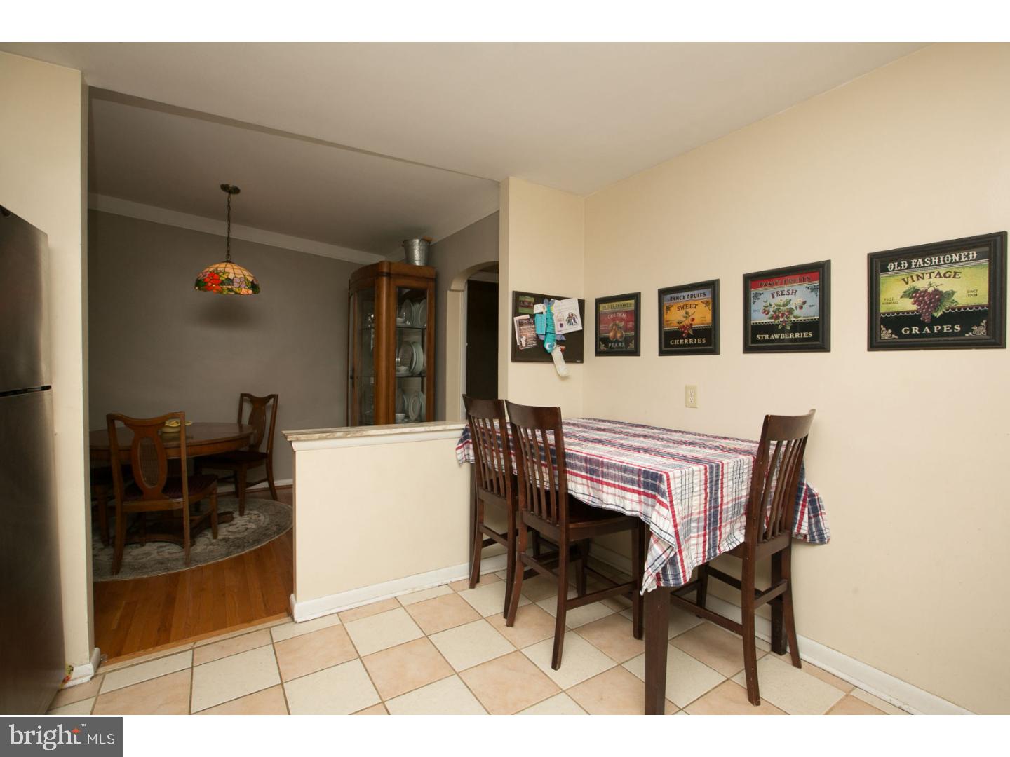 764 Claire Road Philadelphia, PA 19128 - Photo 10 of 25 Kitchen