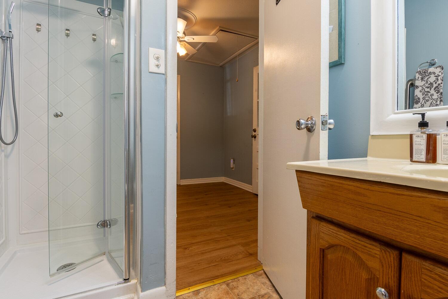 6554 George Walton Drive Harlem, GA 30814 - Photo 27 of 41 3rd bath shower