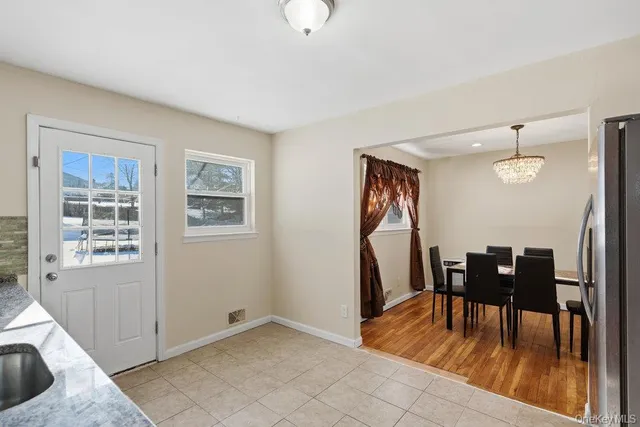 $799,000 | 46 Falcon Drive, Hauppauge, NY 11788