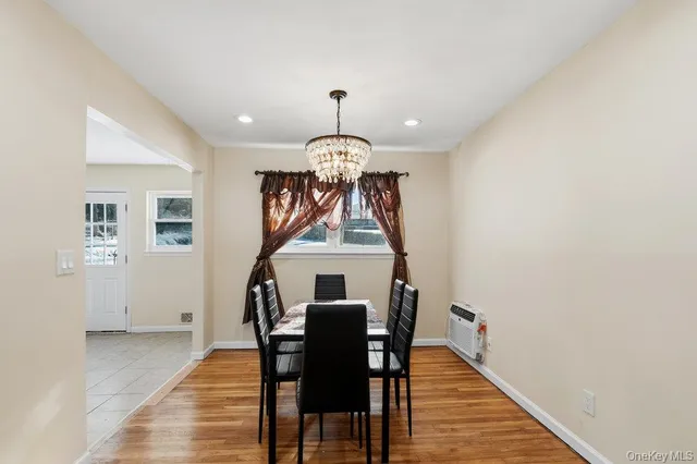 $799,000 | 46 Falcon Drive, Hauppauge, NY 11788