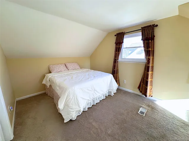 $799,000 | 46 Falcon Drive, Hauppauge, NY 11788