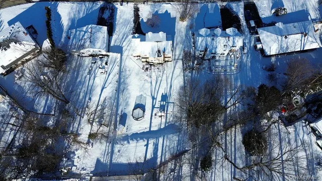 $799,000 | 46 Falcon Drive, Hauppauge, NY 11788