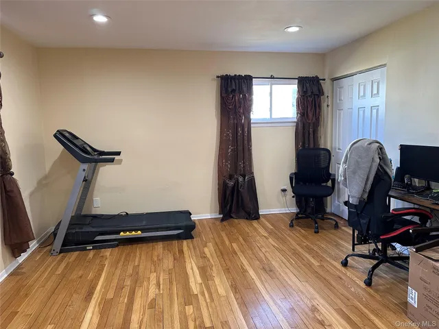 $799,000 | 46 Falcon Drive, Hauppauge, NY 11788