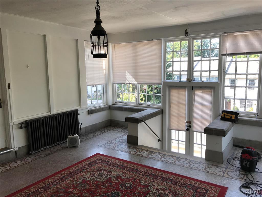 2122 Walnut Street Allentown, PA 18104 - Photo 10 of 31 a very nice looking room with a large window