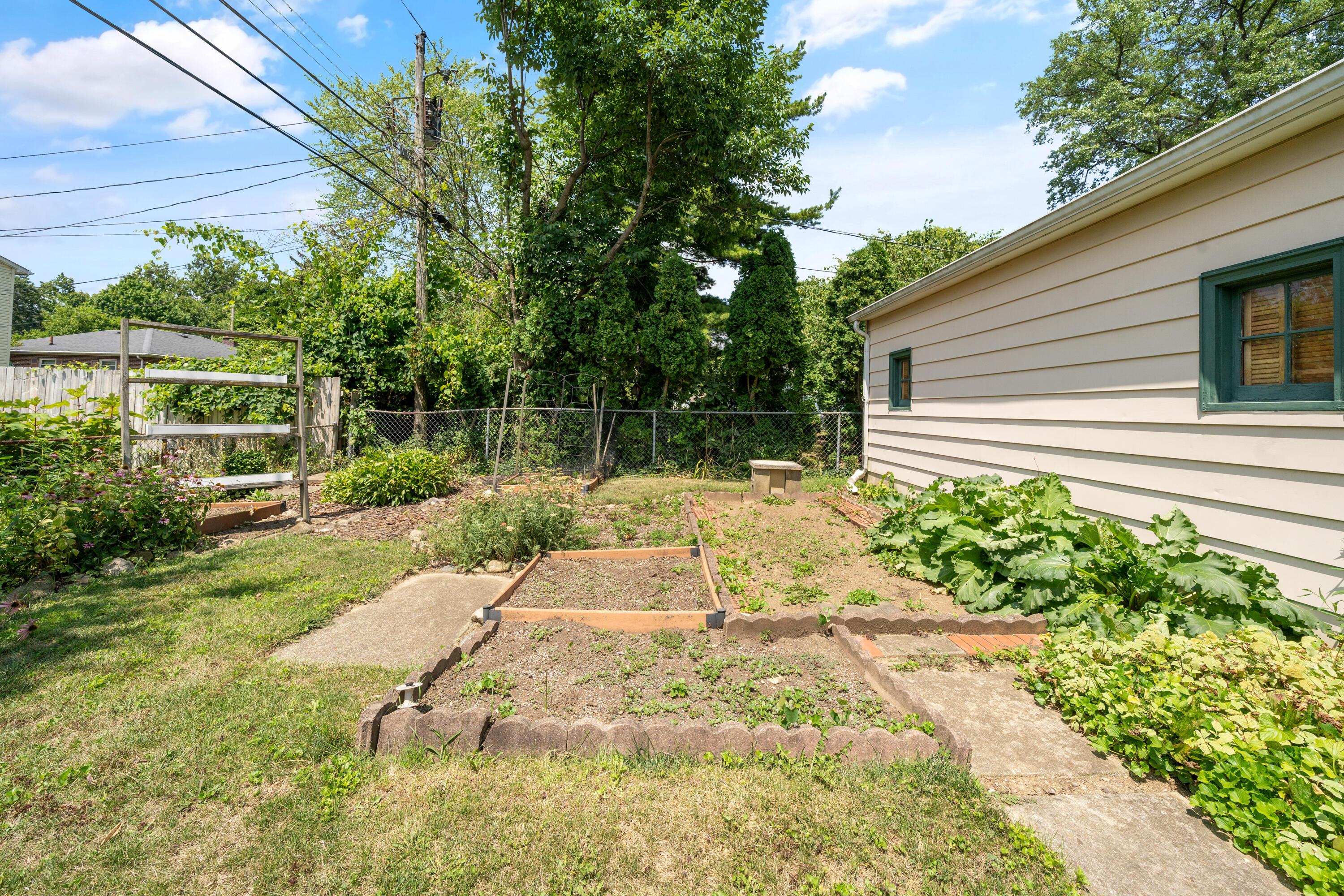 67 North Chesterfield Road Columbus, OH 43209 - Photo 52 of 56 DSC01685