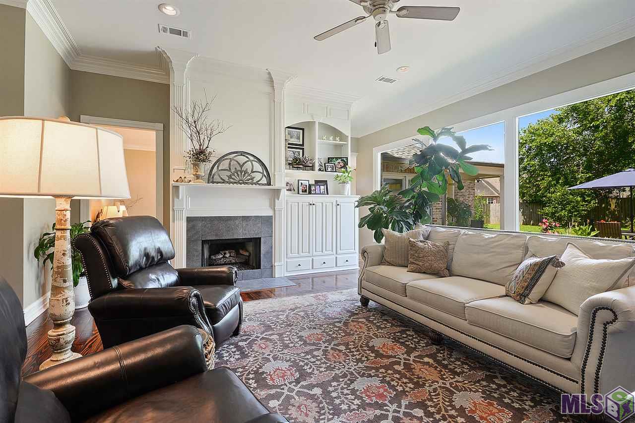 17521 Crossing Boulevard Baton Rouge, LA 70810 - Photo 3 of 19 Gallery Image 3
