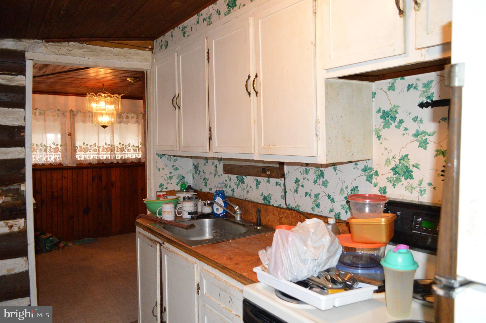 16 Mountain Side Road Dillsburg, PA 17019 - Photo 37 of 41 Kitchen