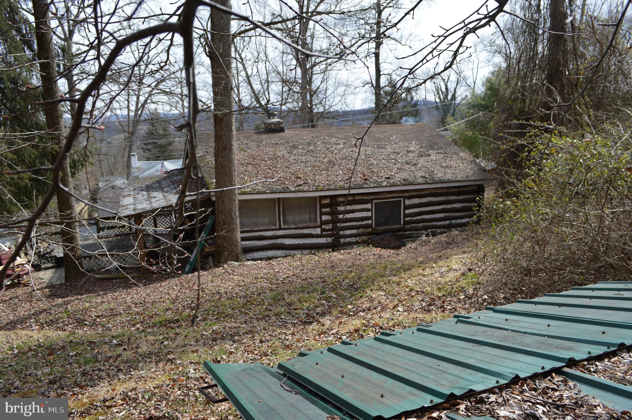 16 Mountain Side Road Dillsburg, PA 17019 - Photo 5 of 41 Rear of Home