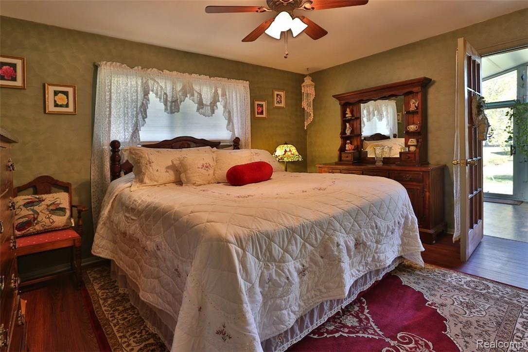 41333 Willis Road Belleville, MI 48111 - Photo 11 of 27 2B8A3182.jpg