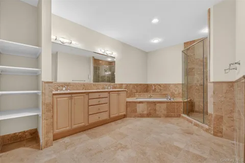 $639,000 | 319 Trump Park, Shrub Oak, NY 10588
