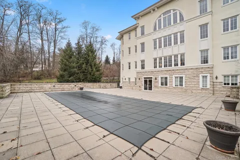 $639,000 | 319 Trump Park, Shrub Oak, NY 10588