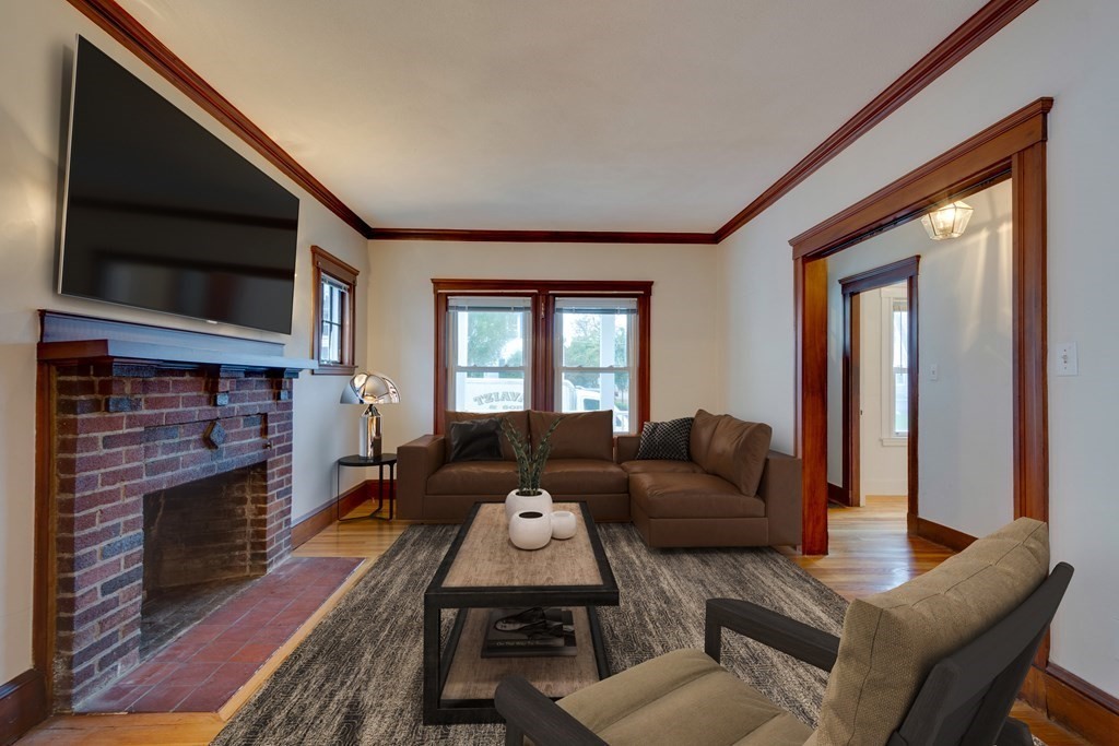 31-33 Harvard Road Belmont, MA 02478 - Photo 4 of 35 Gallery Image 4