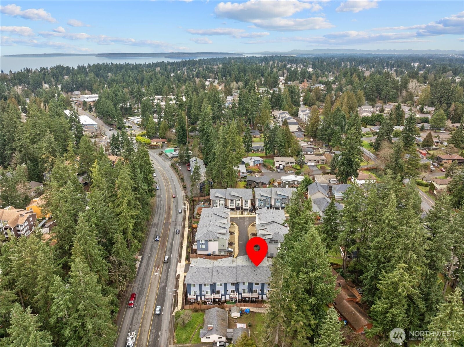 23413 Edmonds Way, Unit A2 Edmonds, WA 98026 - Photo 38 of 40 a view of city and mountain