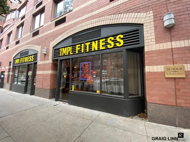 $599,000 | 393 West 49th Street, Unit 2PP | Hell's Kitchen