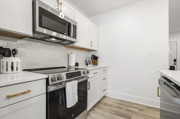 $2,200 | 643 West 8th Avenue, Tallahassee, FL 32303