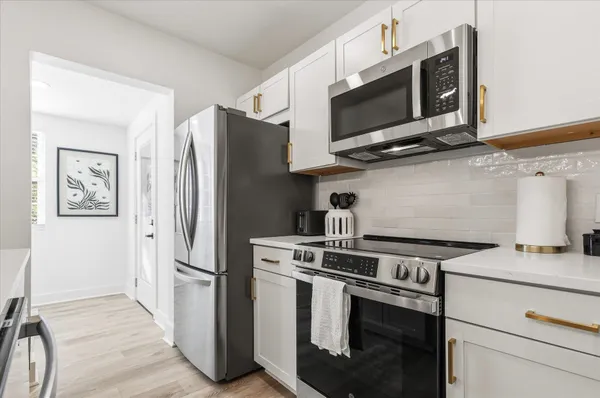 $2,200 | 643 West 8th Avenue, Tallahassee, FL 32303