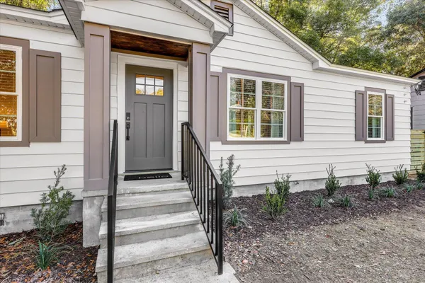 $2,200 | 643 West 8th Avenue, Tallahassee, FL 32303