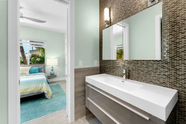 $3,525,000 | 172 Venetian Drive, Islamorada, FL 33036