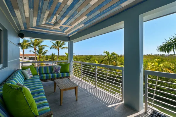 $3,525,000 | 172 Venetian Drive, Islamorada, FL 33036
