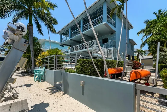 $3,795,000 | 172 Venetian Drive, Islamorada, FL 33036