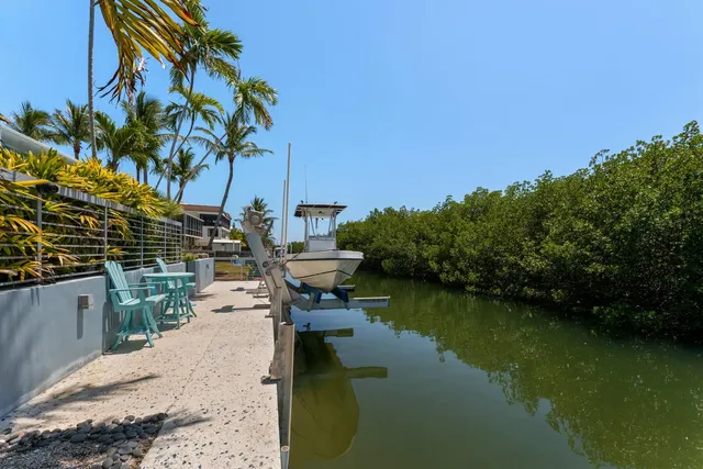 $3,795,000 | 172 Venetian Drive, Islamorada, FL 33036