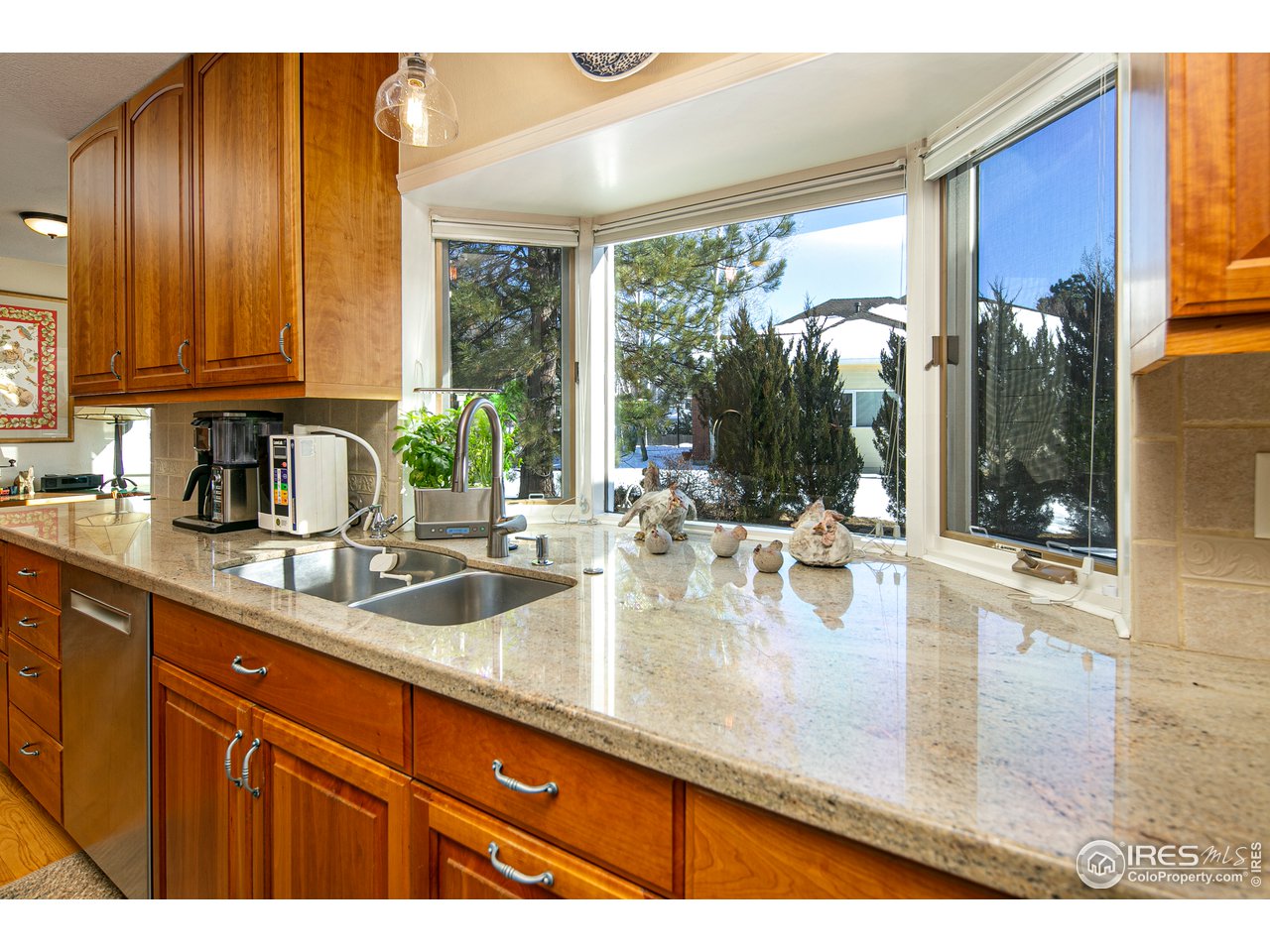 7408 Augusta Drive Boulder, CO 80301 - Photo 10 of 37