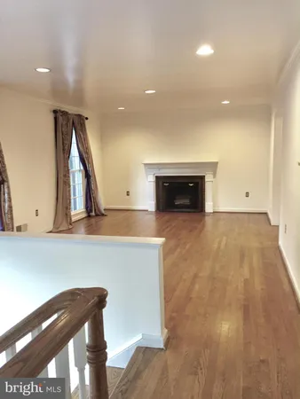 $4,800 | 7510 Cayuga Avenue, Bethesda, MD 20817