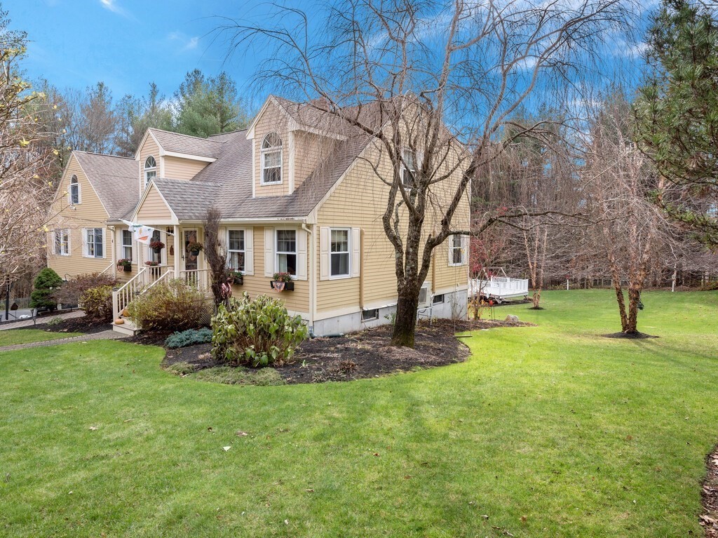 13 McIntyre Road Charlton, MA 01507 - Photo 2 of 42