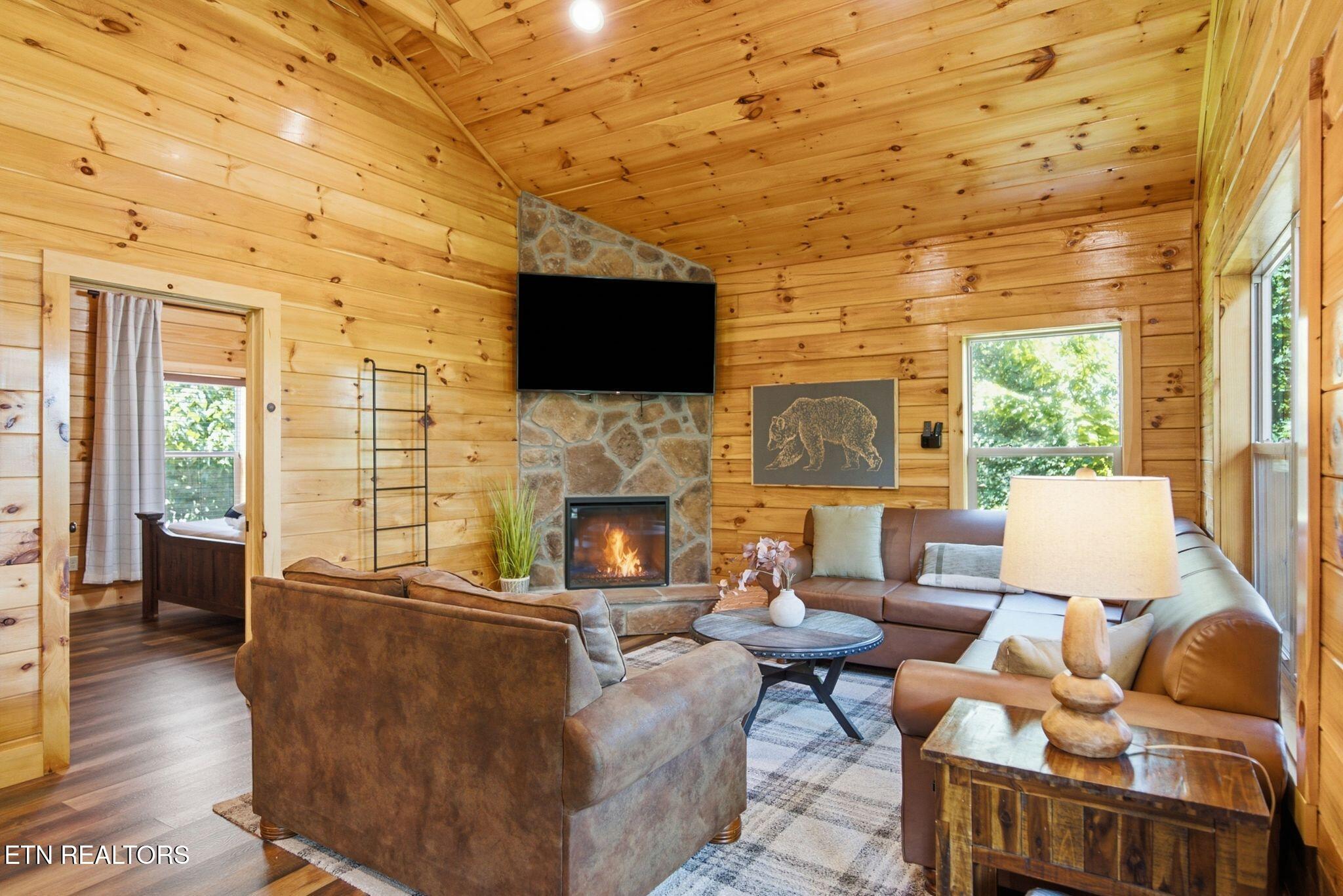 1012 Owls Nest Way Sevierville, TN 37876 - Photo 17 of 35 1012 Owls Nest Way - 10