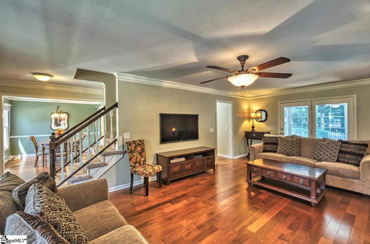 108 Treebrooke Drive Greenville, SC 29607 - Photo 9 of 36 Gallery Image 9