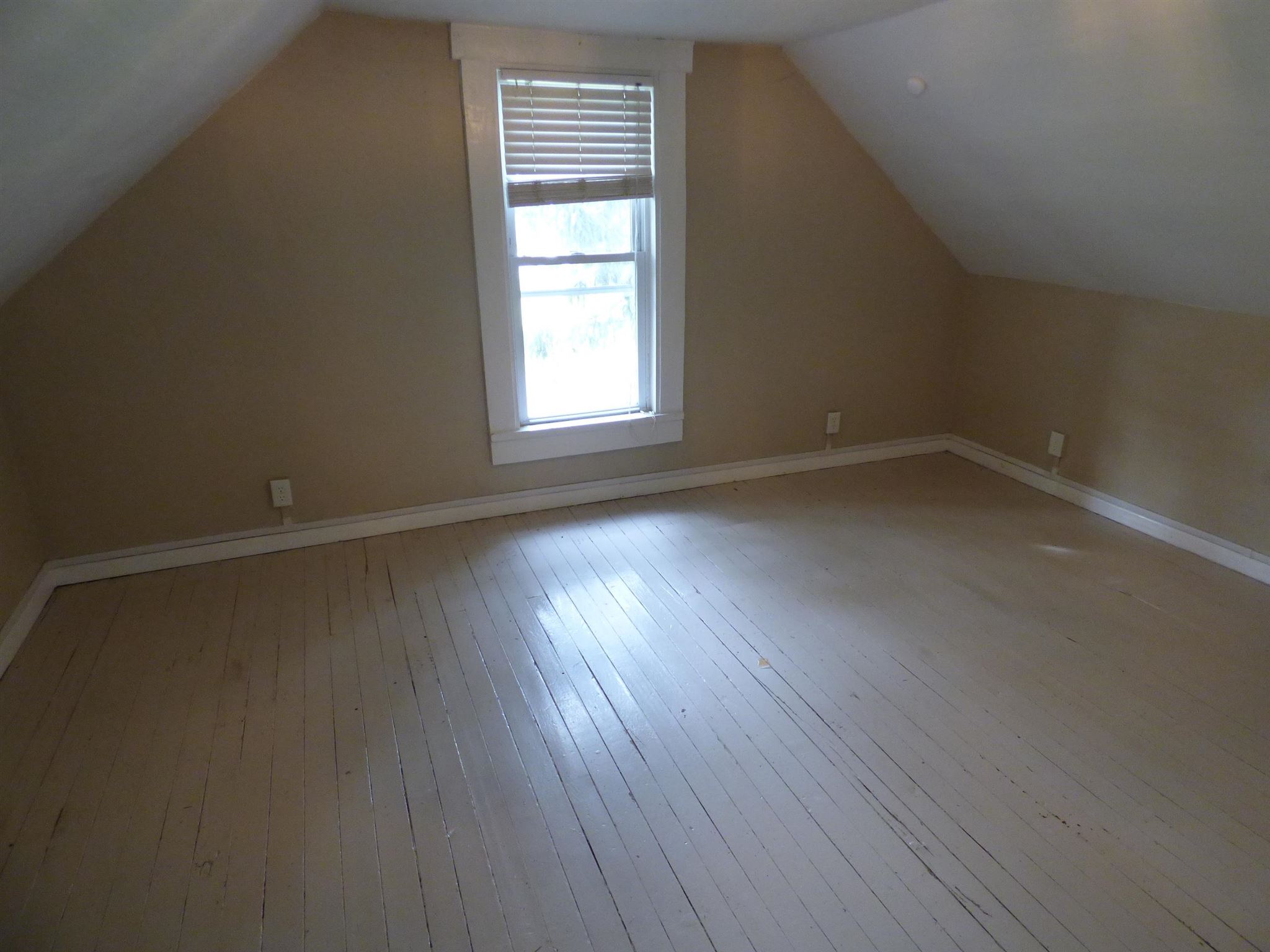 56700 Spirea Road New Carlisle, IN 46552 - Photo 17 of 23 Gallery Image 17