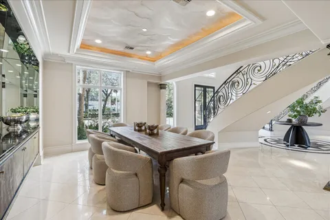 $5,199,000 | 608 Little John Lane, Houston, TX 77024