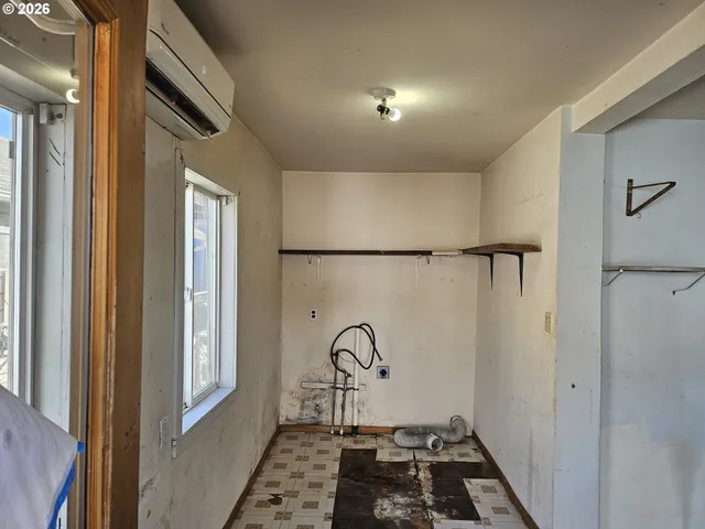 $62,625 | 45 Jefferson Street West, Huntington, OR 97907