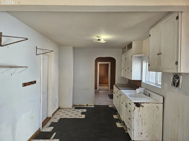 $62,625 | 45 Jefferson Street West, Huntington, OR 97907