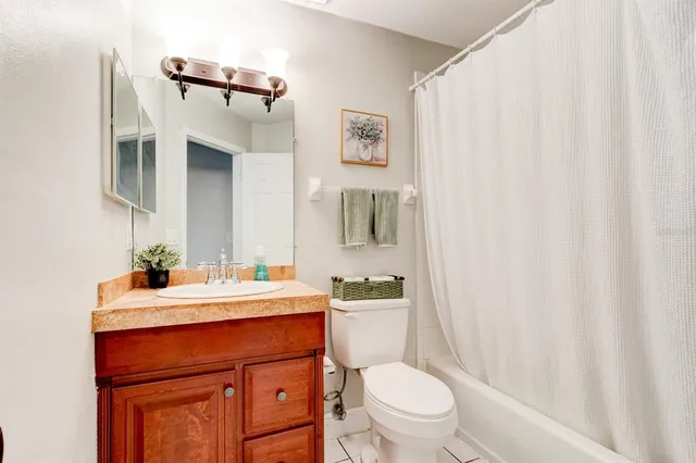 $195,000 | 1504 Heritage Lane, Daytona Beach, FL 32117