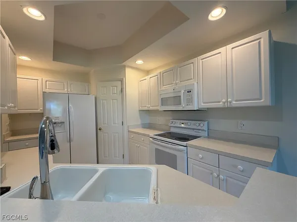 $1,699 | 14999 Rivers Edge Court, Unit 202, Fort Myers, FL 33908