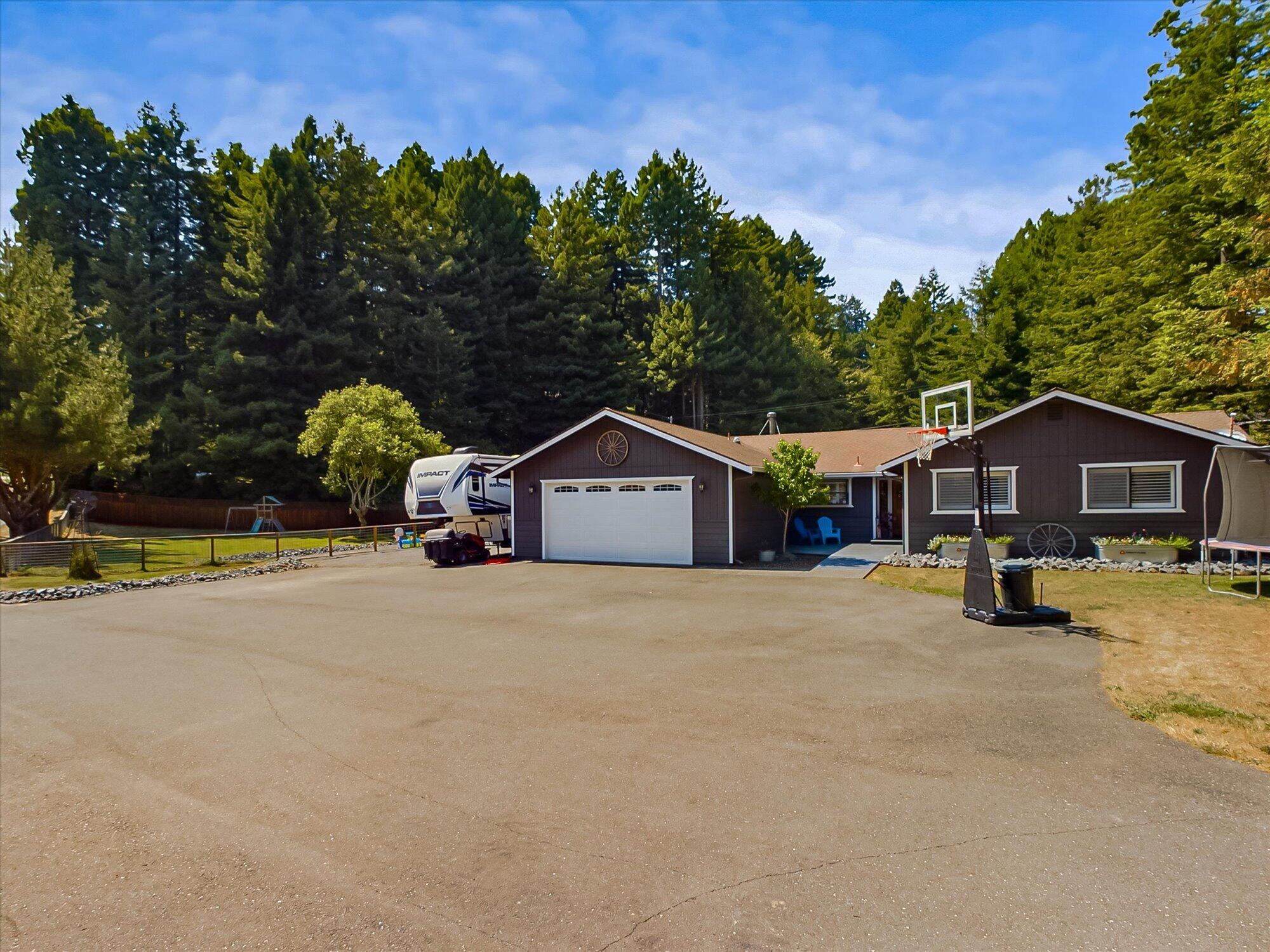 4048 Campton Road Eureka, CA 95503 - Photo 4 of 54