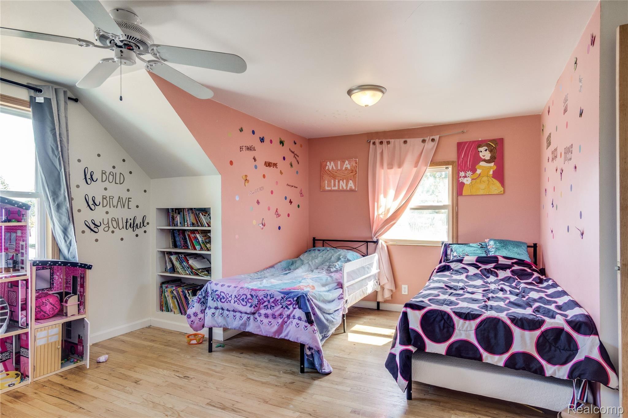 17827 Quarry Road Riverview, MI 48193 - Photo 20 of 31 Bedroom 9.jpg