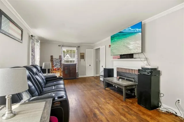 $199,500 | 122 North Taylor Street, Pleasant Hill, MO 64080