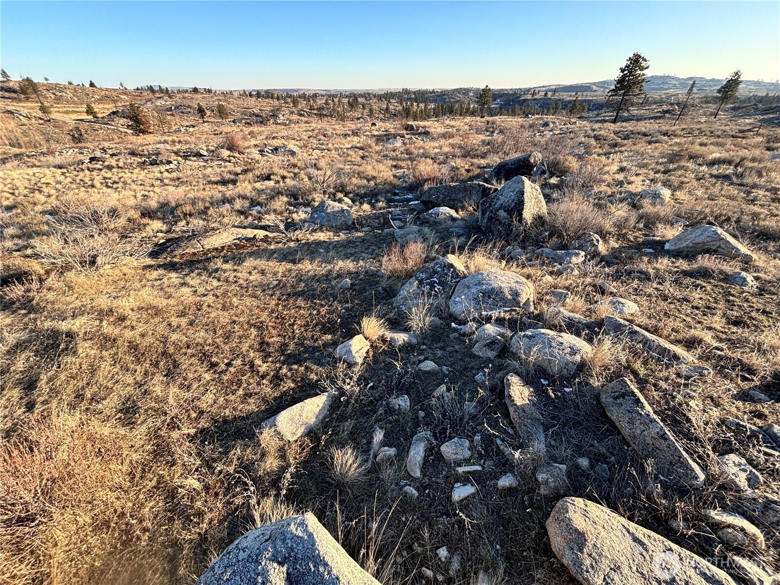 372 C Cameron Lake Loop Road Okanogan, WA 98840 - Photo 2 of 10