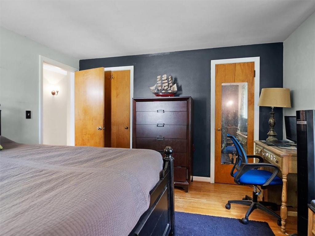 746 Dewitt Road Webster, NY 14580 - Photo 16 of 47 !st floor bedroom 1 (Primary)