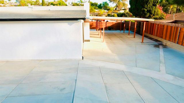 $999,900 | 2801 College Boulevard, Oceanside, CA 92056